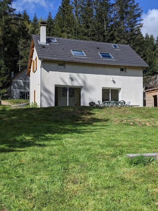 Petite Maison Au Calme Avec Vue Magnifique ! Villa Le Chambon-sur-Lignon Exterior photo